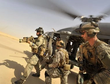 Βίντεο: Εντυπωσιακή εκπαίδευση των «Pararescue Jumpers» της USAF
